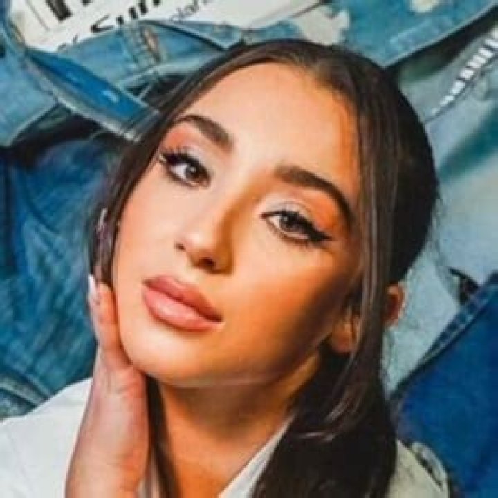 Ellie Soufi: Instagram Star Detailed Bio, Age, Birthday, & Height Insights and more