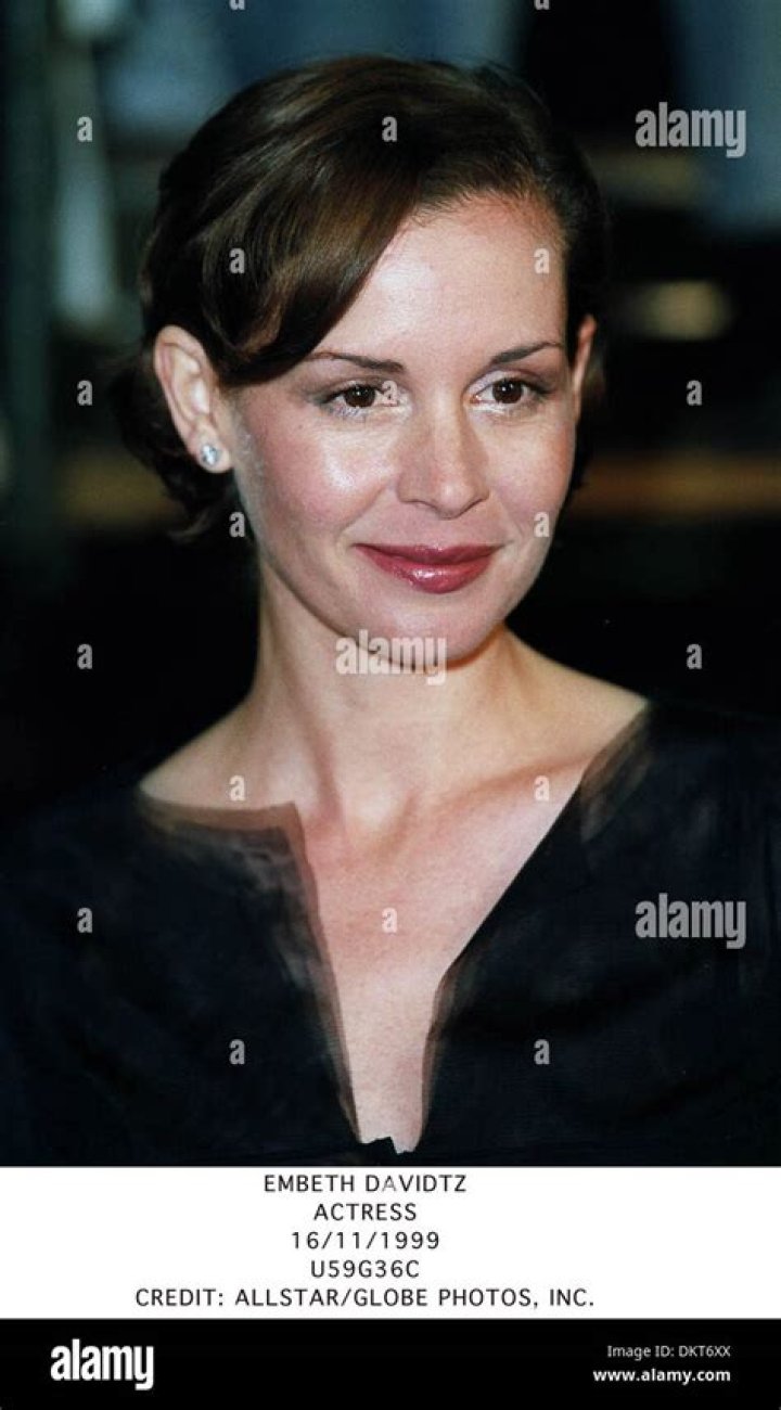 Embeth Davidtz - Bio, Age, Wiki, Facts and Family