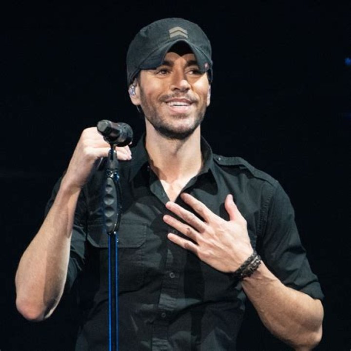 Enrique Iglesias - Bio, Age, net worth, height, Wiki, Facts and Family