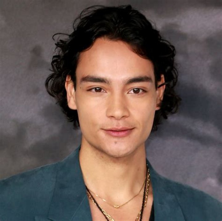 Evan Evagora (actor) - Wikipedia, Age, Net Worth, Biography , Spotify, TikTok, Facebook, Facts and Family