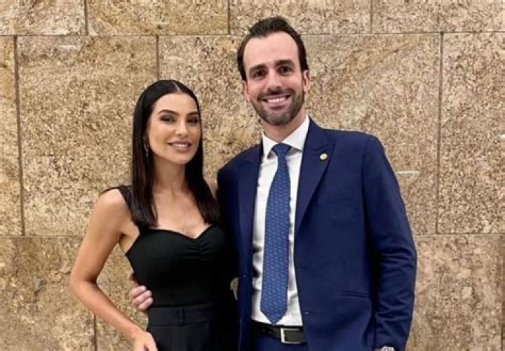 Fernando Cruz: Baseball Player Detailed Bio, Age, Birthday, & Height Insights and more