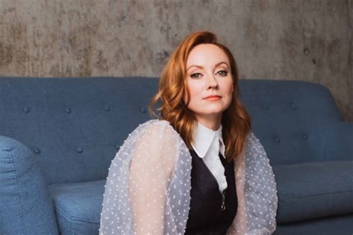 Fiona Vroom - Bio, Age, Wiki, Facts and Family