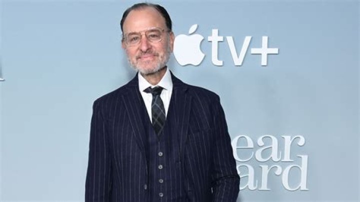 Fisher Stevens - Bio, Age, net worth, height, Wiki, Facts and Family