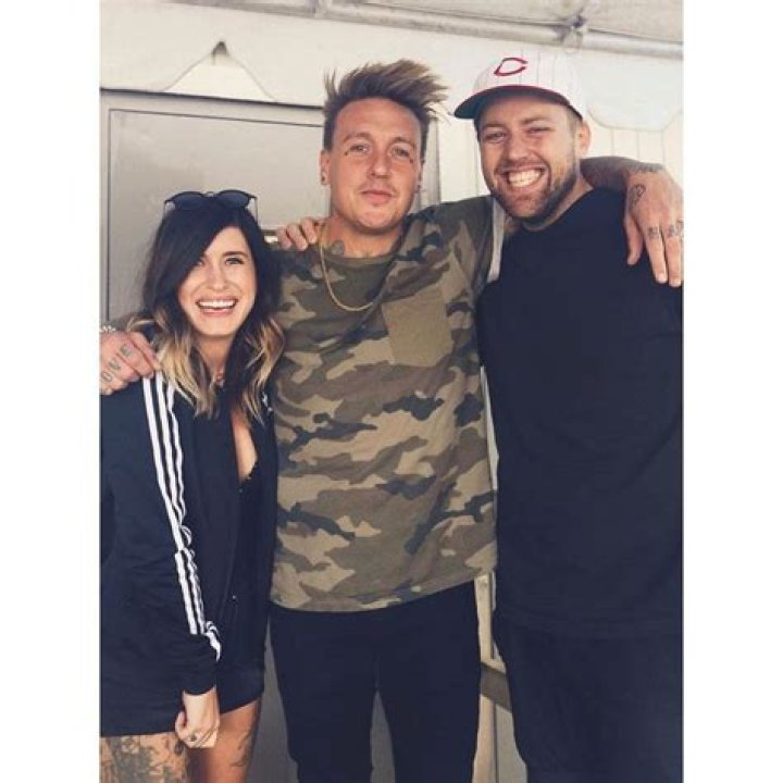 Fleur Shomo - Bio, Age, Wiki, Facts and Family