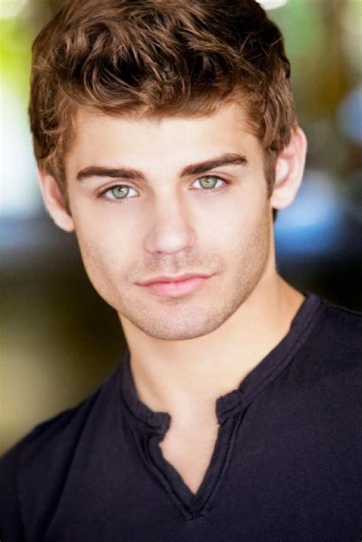 Garrett Clayton - Bio, Age, height, Wiki, Facts and Family