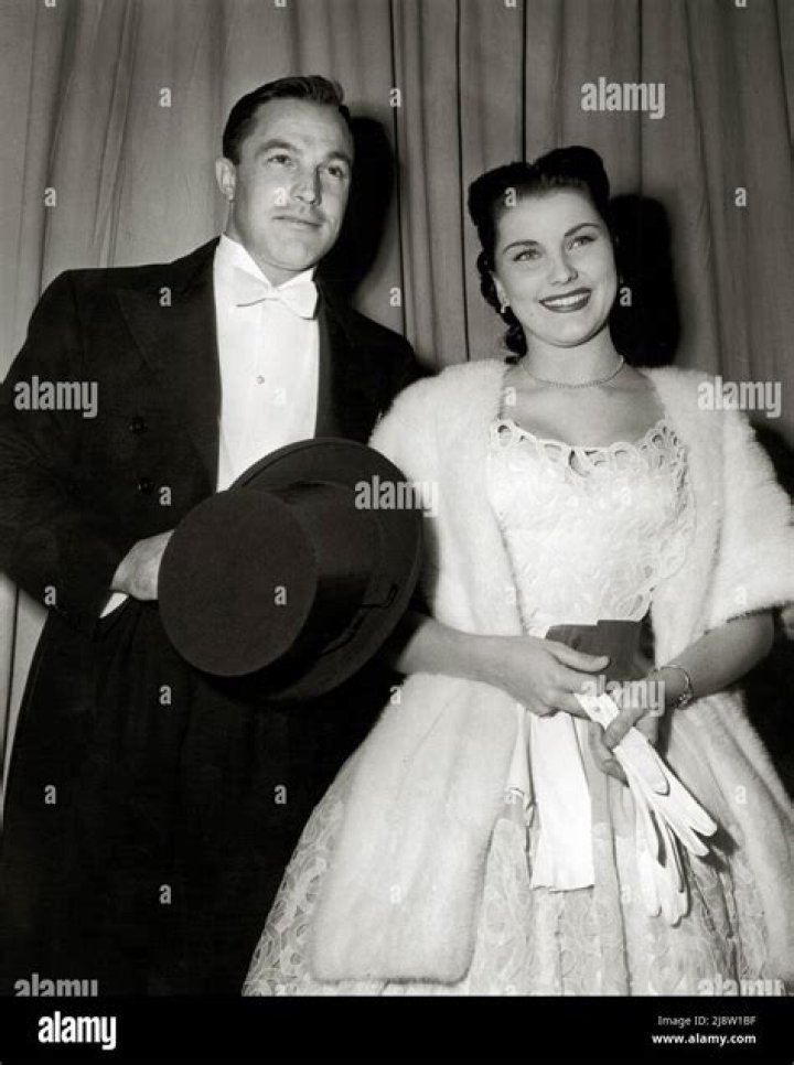 Gene Kelly - Bio, Age, net worth, height, Wiki, Facts and Family