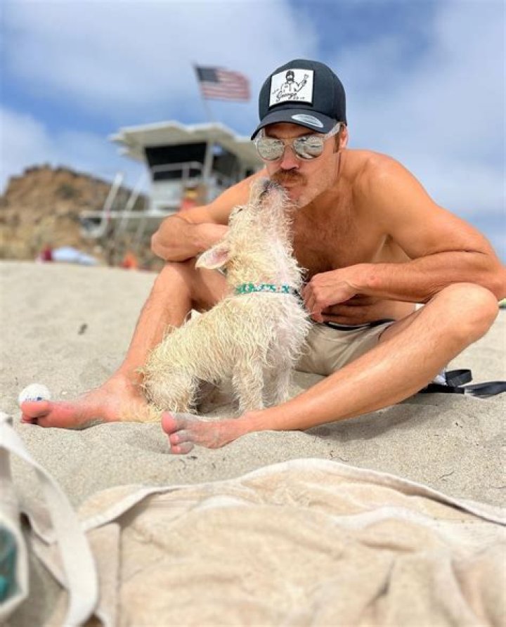 George Stults - Bio, Age, siblings, height, Wiki, Facts and Family