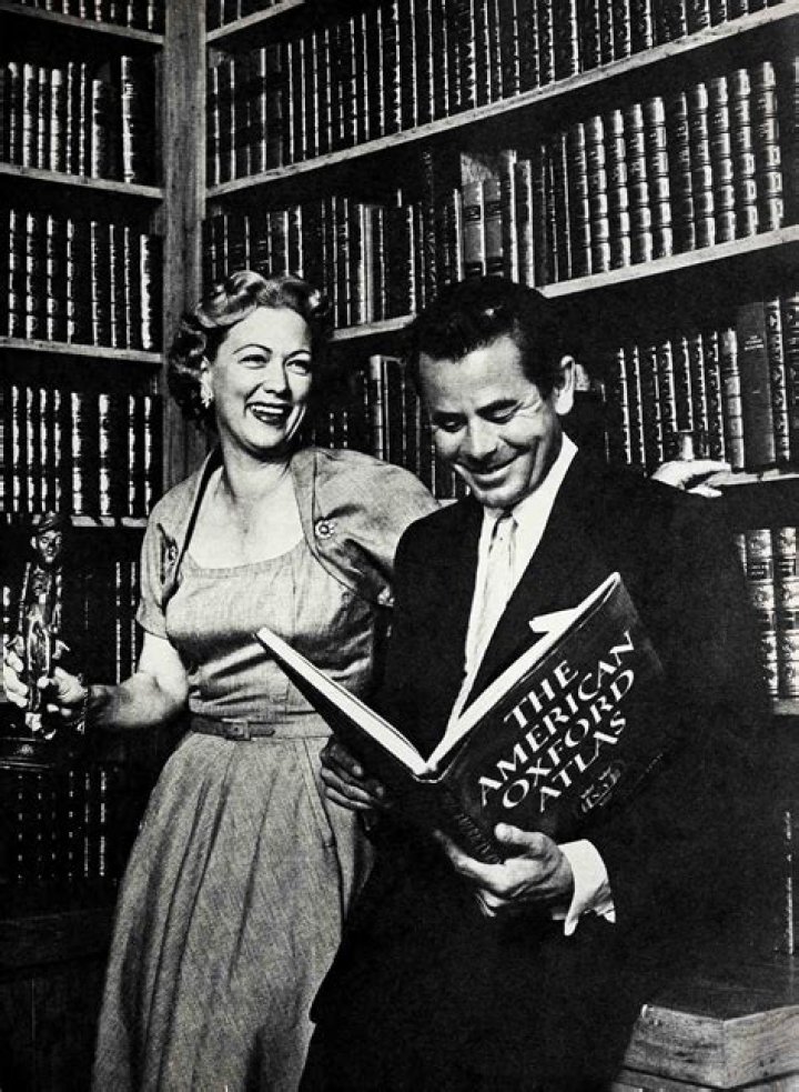 Glenn Ford - Bio, Age, net worth, height, Wiki, Facts and Family