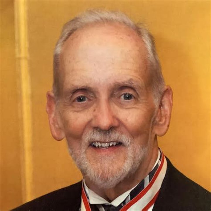 Glenn Webb - Bio, Age, Wiki, Facts and Family