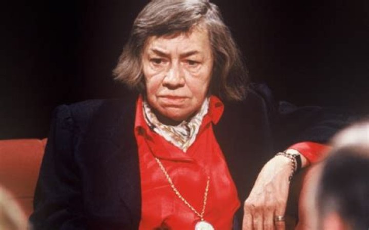 Graham Greene - Bio, Age, net worth, height, Wiki, Facts and Family