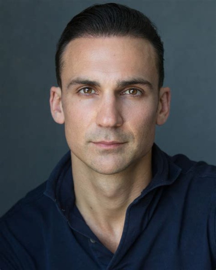 Henry Lloyd-Hughes - Bio, Age, siblings, height, Wiki, Facts and Family