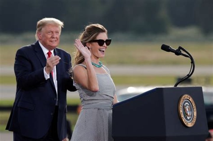 Hope Hicks - Bio, Age, Wiki, Facts and Family