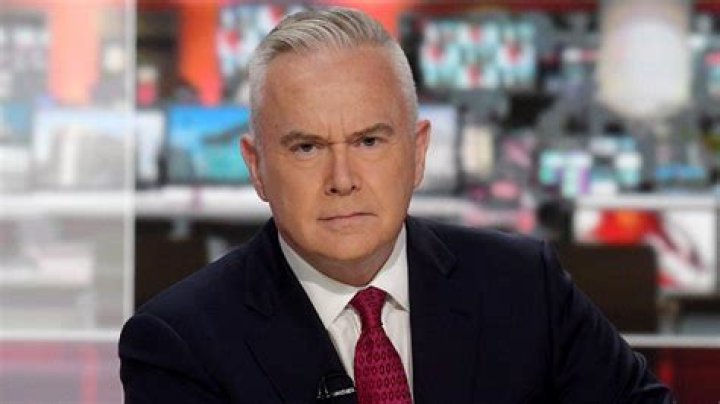 Huw Edwards - Bio, Age, height, Wiki, Facts and Family