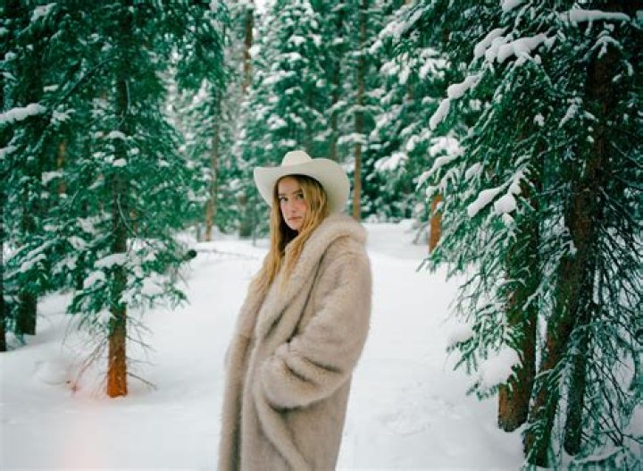 Ingrid Andress - Bio, Age, Wiki, Facts and Family