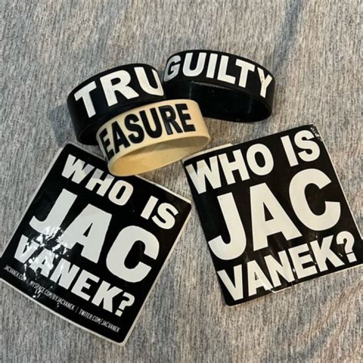 Jac Vanek - Bio, Age, Wiki, Facts and Family