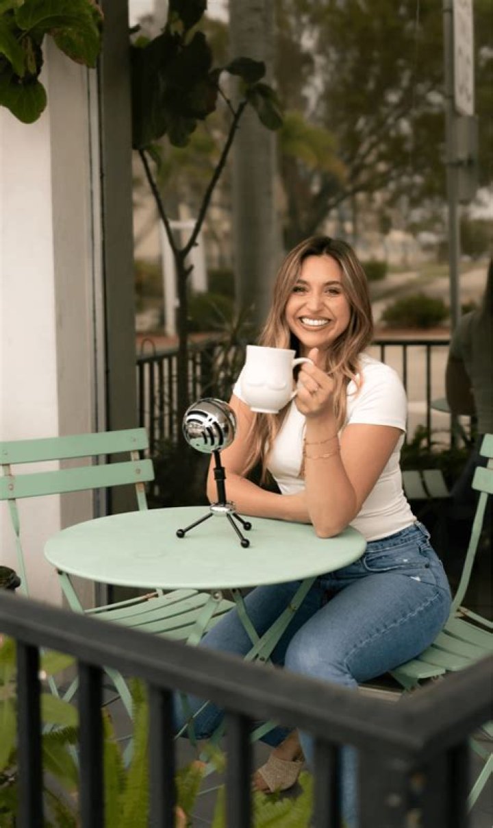 Jacki Shea Phillips - Bio, Age, Wiki, Facts and Family