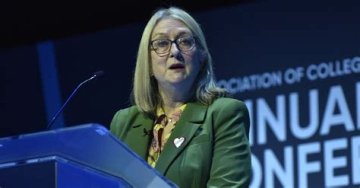 Jacqui Smith - Bio, Age, Wiki, Facts and Family