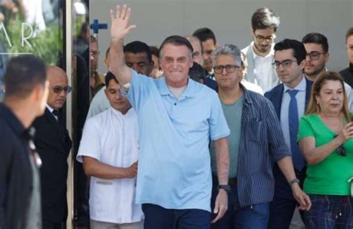 Jair Bolsonaro - Bio, Age, height, Wiki, Facts and Family