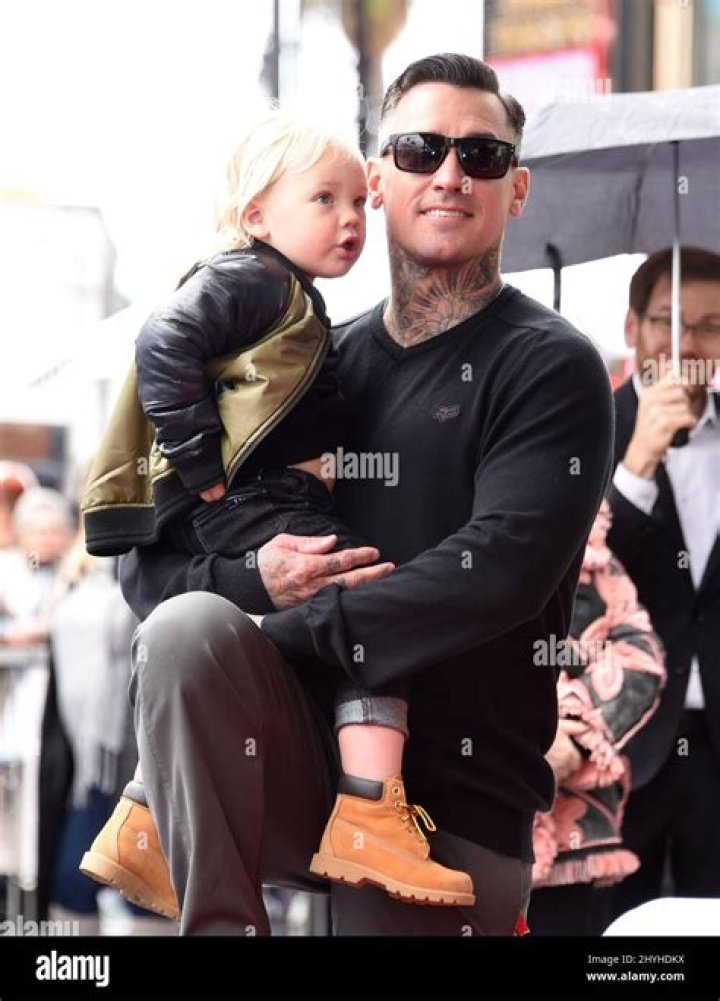 Jameson Moon Hart - Bio, Age, Wiki, Facts and Family