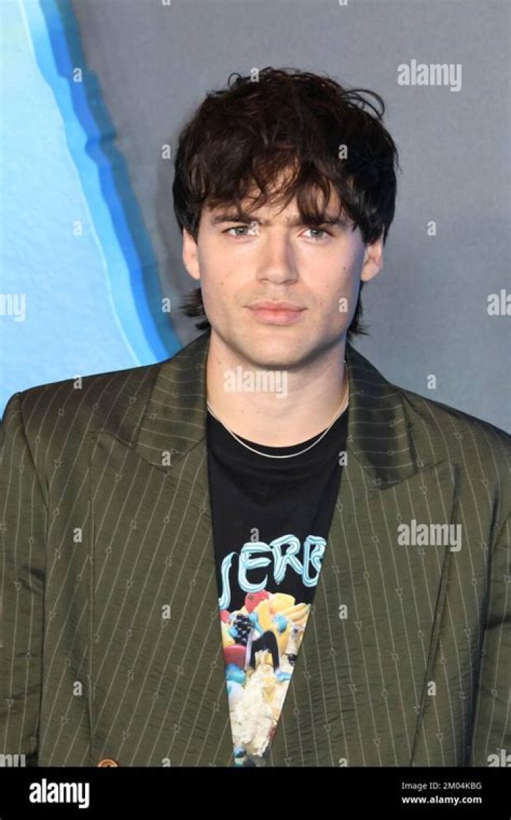 Jamie Flatters - Bio, Age, Wiki, Facts and Family