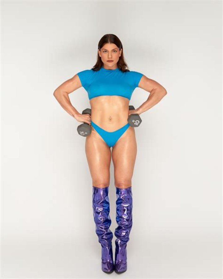 Janelle Ginestra - Bio, Age, Wiki, Facts and Family