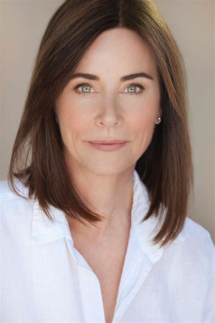 Jayne Brook - Bio, Age, Wiki, Facts and Family