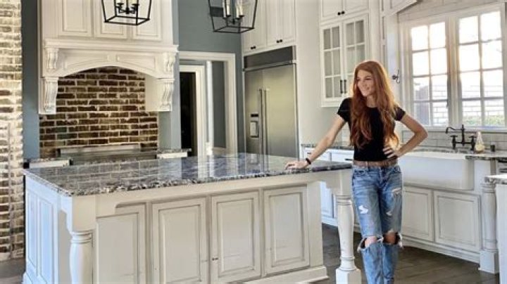 Jenn Todryk - Bio, Age, Wiki, Facts and Family