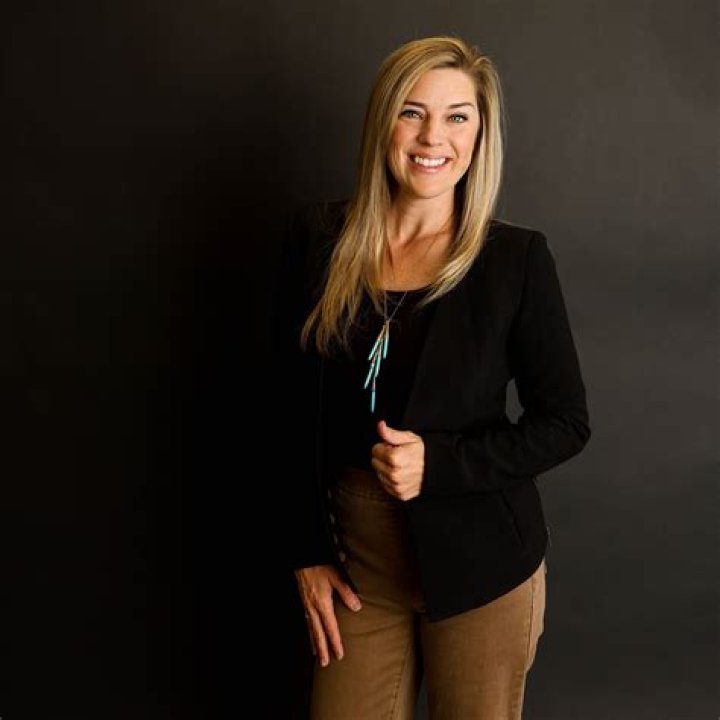 Jenna Owens - Bio, Age, Wiki, Facts and Family