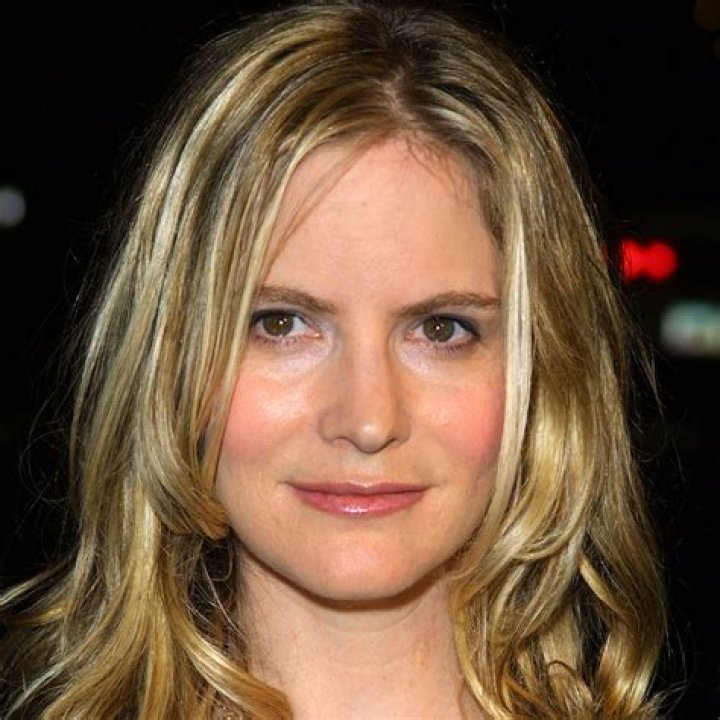 Jennifer Jason Leigh - Bio, Age, Wiki, Facts and Family