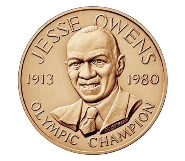Jesse Owens - Bio, Age, net worth, height, Wiki, Facts and Family