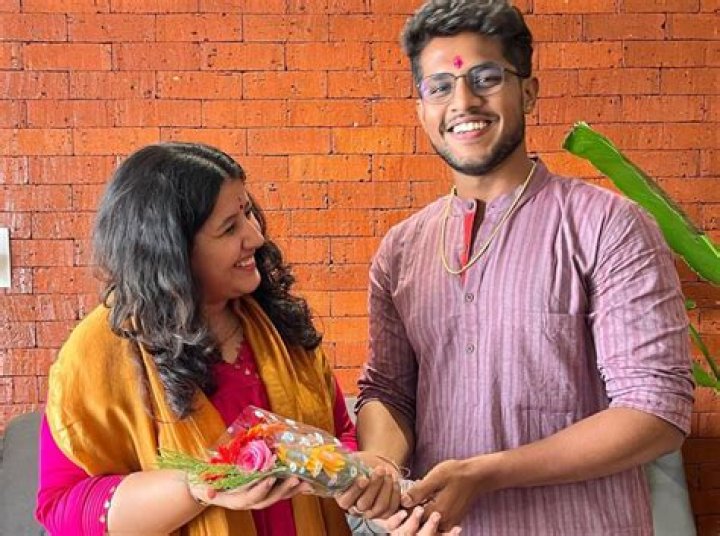 Jhanak Shukla - Bio, Age, Wiki, Facts and Family