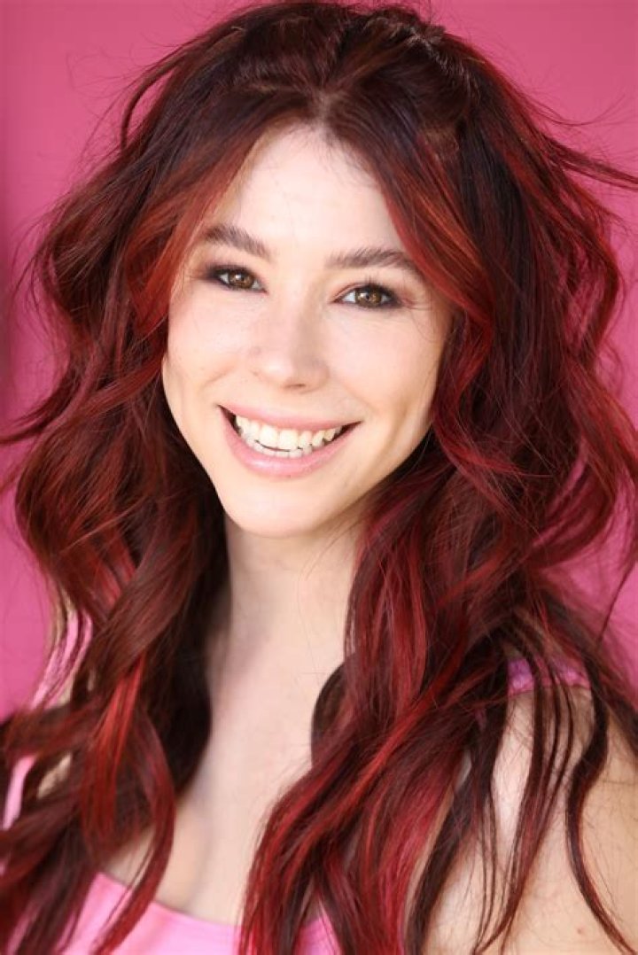 Jillian Rose Reed - Bio, Age, Wiki, Facts and Family