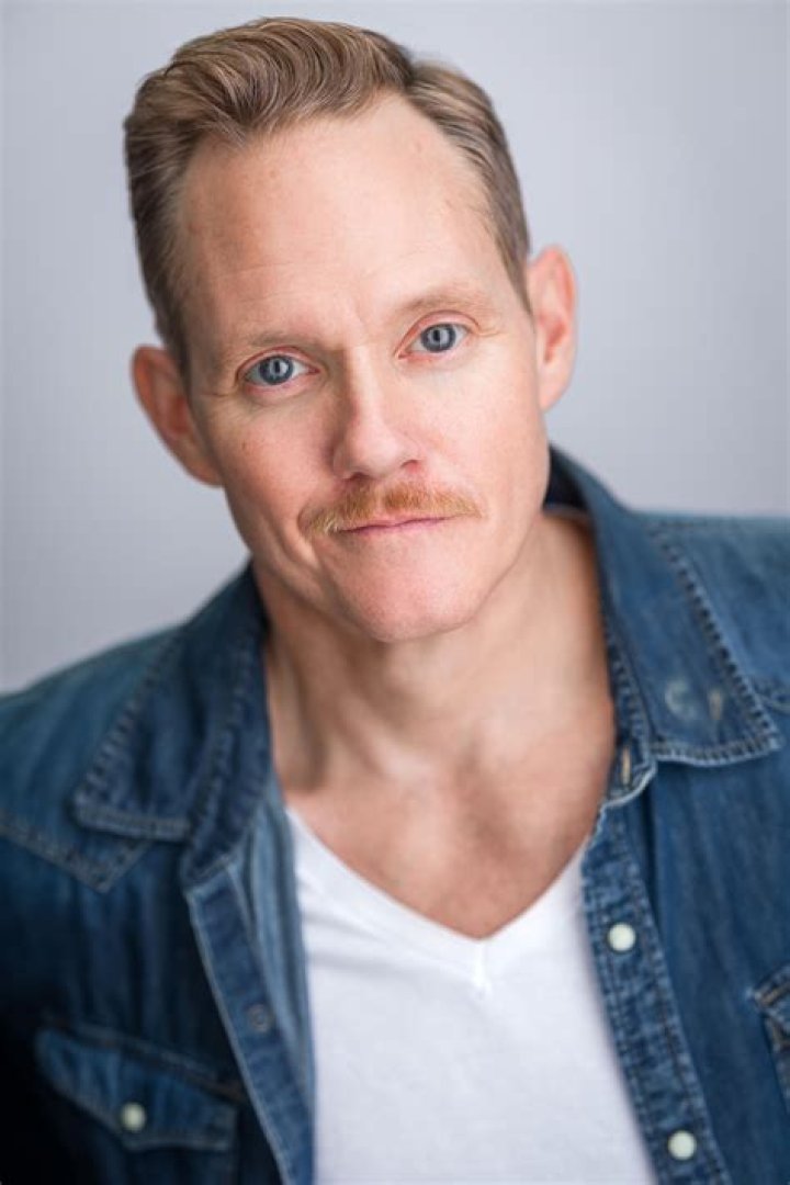 Jimmy Bennett - Bio, Age, height, weight, Wiki, Facts and Family