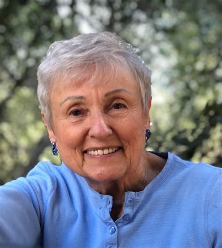 Joan Allen - Bio, Age, Wiki, Facts and Family