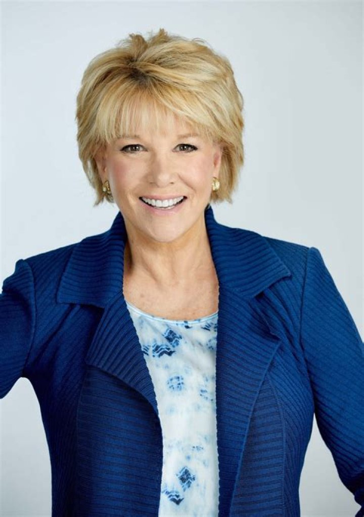 Joan Lunden - Bio, Age, Wiki, Facts and Family