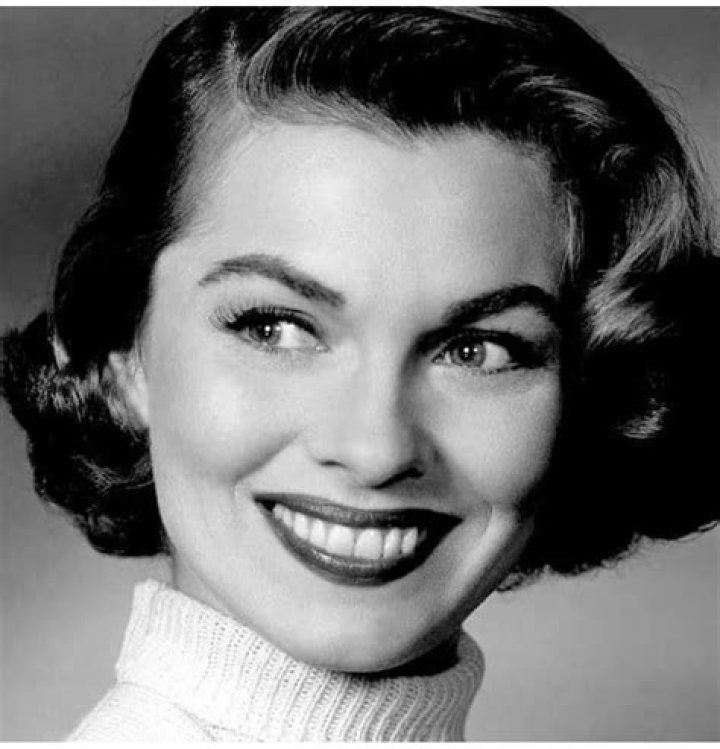 Joanne Dru - Bio, Age, Wiki, Facts and Family
