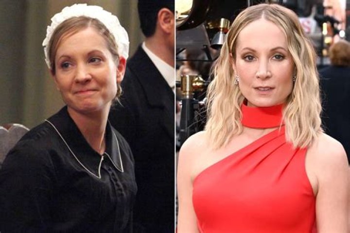 Joanne Froggatt - Bio, Age, Wiki, Facts and Family