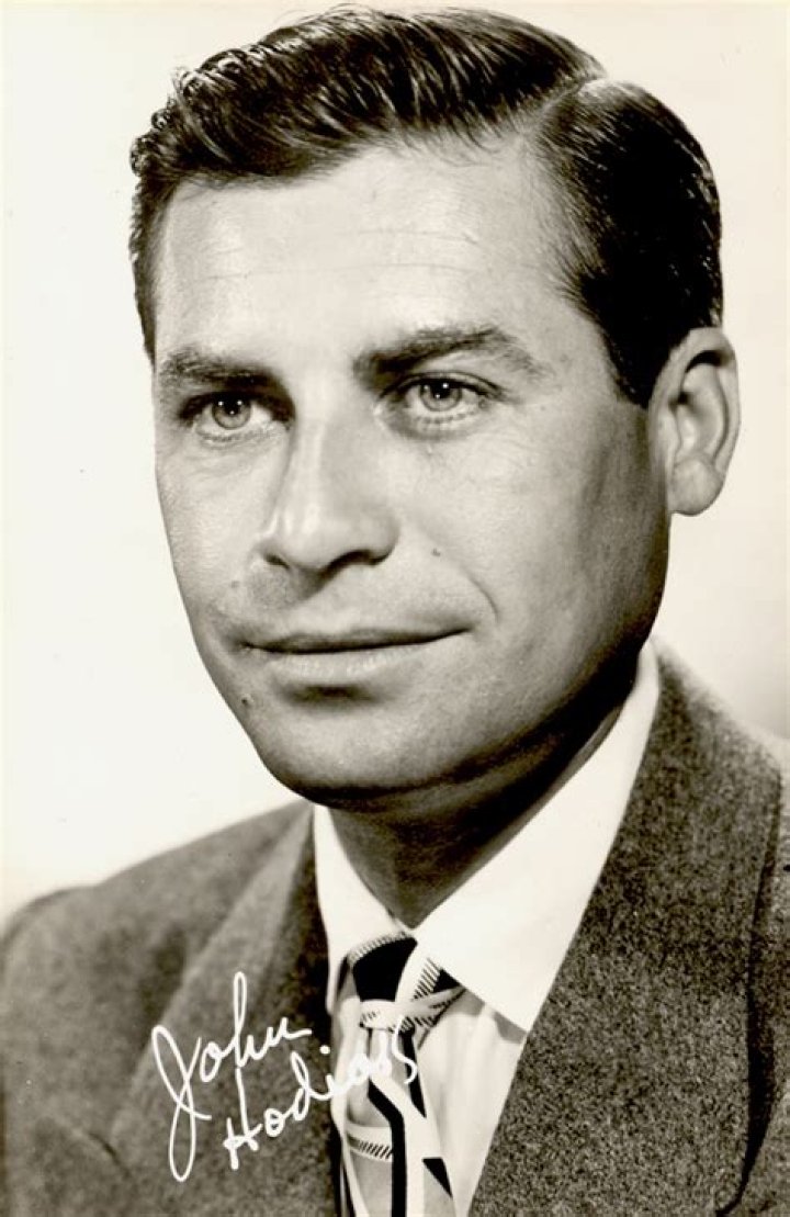 John Hodiak - Bio, Age, height, Wiki, Facts and Family
