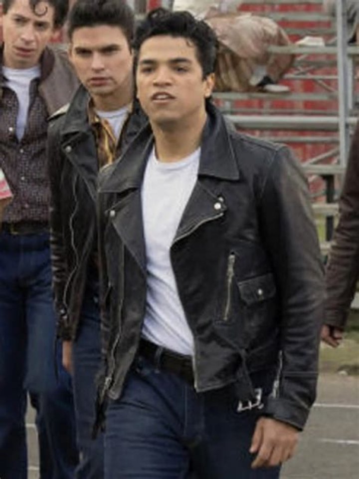 Johnathan Nieves: TV Actor Detailed Bio, Age, Birthday, & Height Insights and more