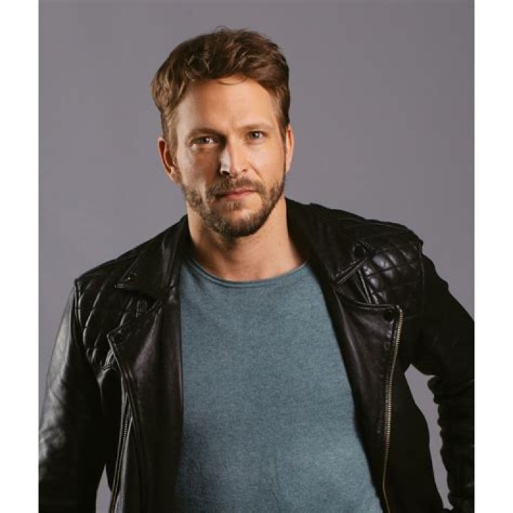 Jon Cor - Bio, Age, siblings, height, Wiki, Facts and Family