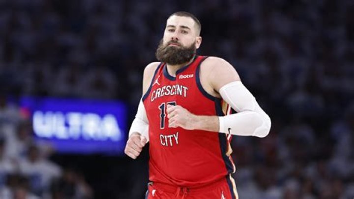 Jonas Valanciunas - Bio, Age, net worth, Wiki, Facts and Family