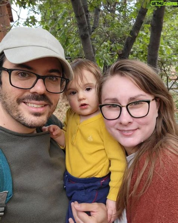 Joshua Ovenshire - Bio, Age, height, weight, Wiki, Facts and Family