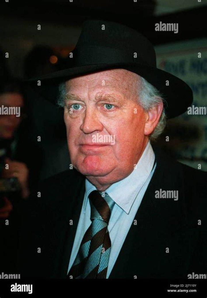 Joss Ackland - Bio, Age, height, Wiki, Facts and Family