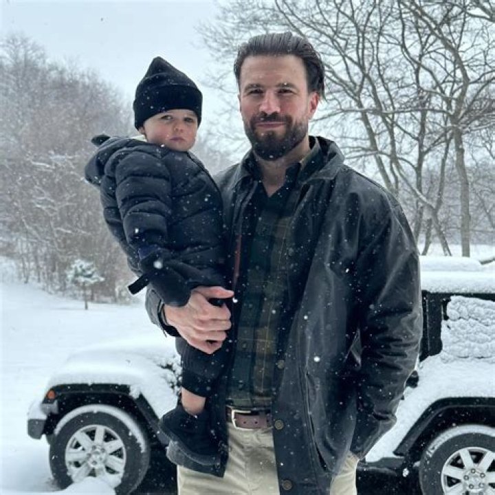 Joth Hunt - Bio, Age, Wiki, Facts and Family