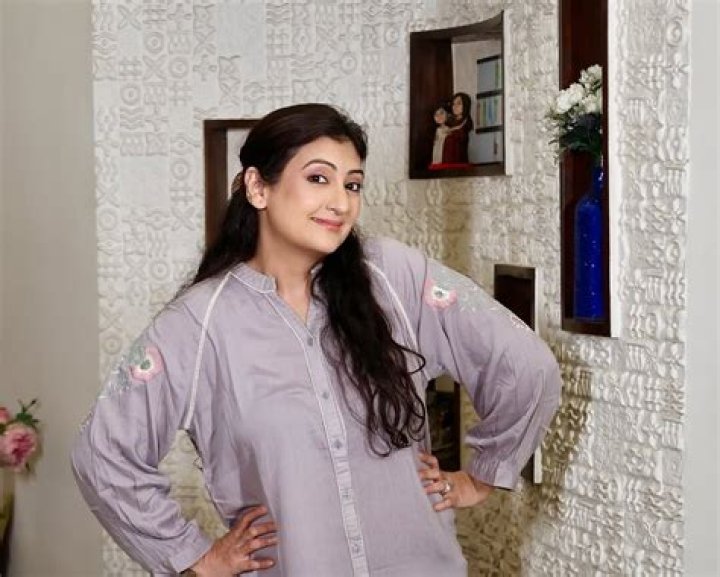 Juhi Parmar - Bio, Age, Wiki, Facts and Family