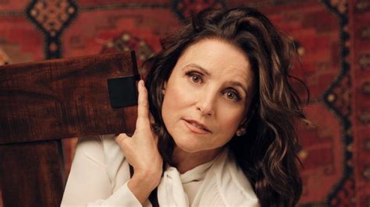 Julia Louis-Dreyfus - Bio, Age, Wiki, Facts and Family