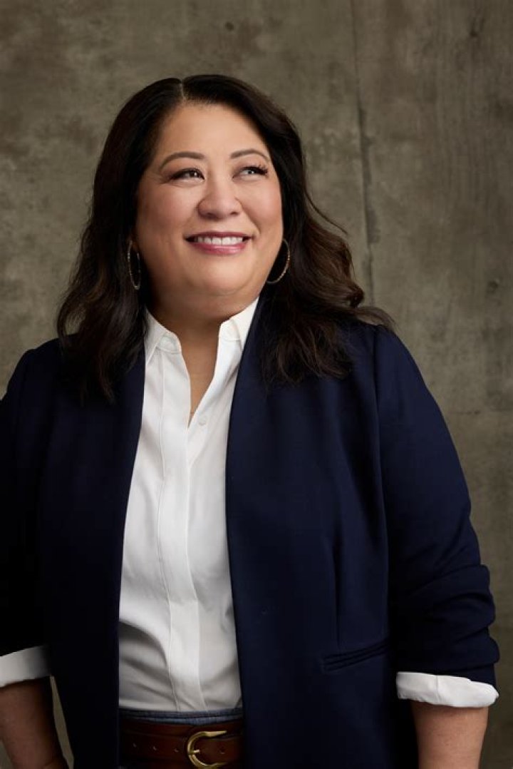 Kaliko Kauahi (actress) - Wikipedia, Age, Net Worth, Biography , Spotify, TikTok, Facebook, Facts and Family