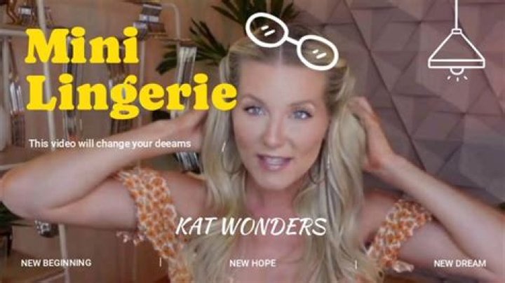 Kat Wonders (webvideostar) - Wikipedia, Age, Net Worth, Biography , Spotify, TikTok, Facebook, Facts and Family