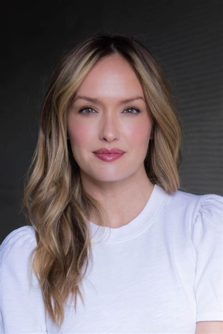 Kaylee Defer - Bio, Age, Wiki, Facts and Family