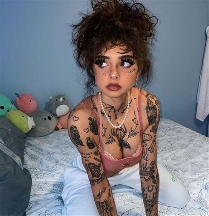 Keaton Belle - Bio, Age, Wiki, Facts and Family